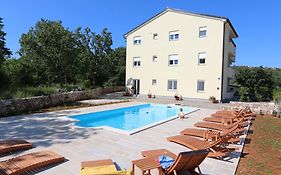 Apartments Bellator